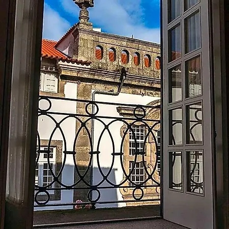 Hotel Clerigos Violet 3*